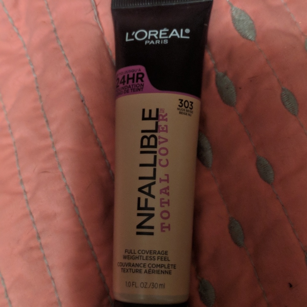 Loreal Infallible Total Coverage foundation
